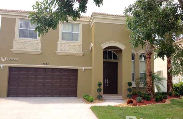 4984 SW 161st AVE - 4984 Southwest 161st Avenue, Miramar, FL 33027