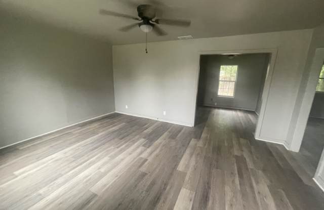 Photo of 3102 Hollywood Avenue