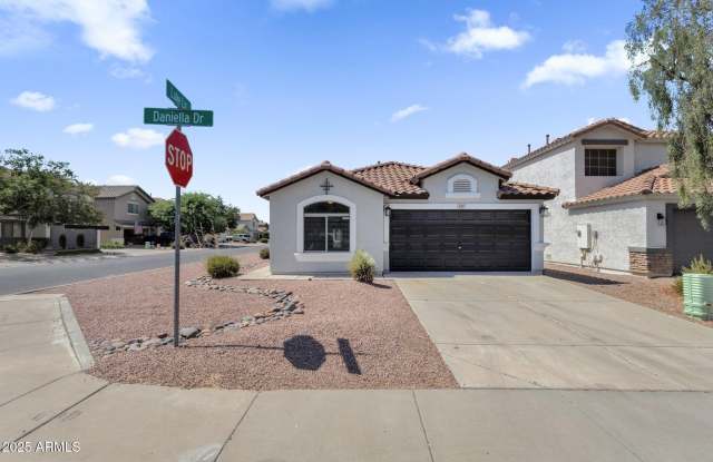 509 E DANIELLA Drive