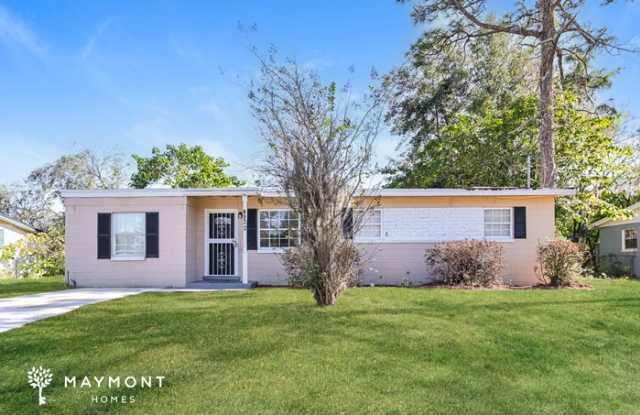 Photo of 4932 Tallyho Avenue