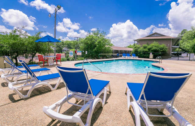 Arbor Pointe at Hillcrest