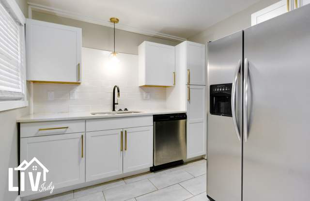 4225 Crittenden Avenue - 4227