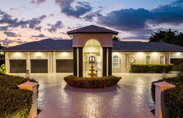 13751 Pine Meadow Ct