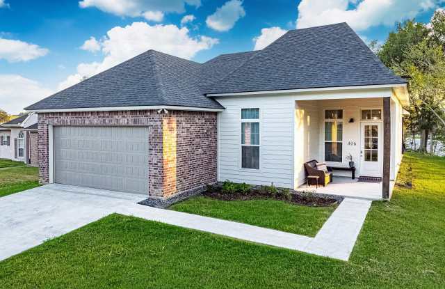 406 E Martial Avenue