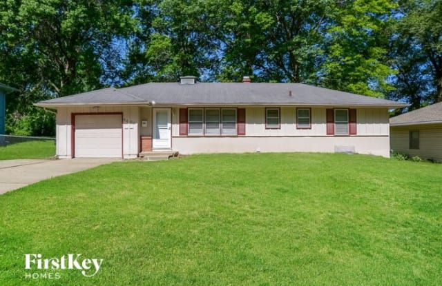 8404 Dittman Avenue - 8404 Ditman Avenue, Raytown, MO 64138