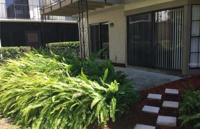 Photo of 5999 Village Circle South