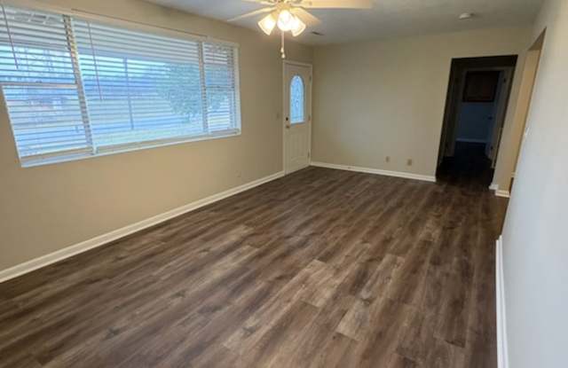 418 West Glessner Street