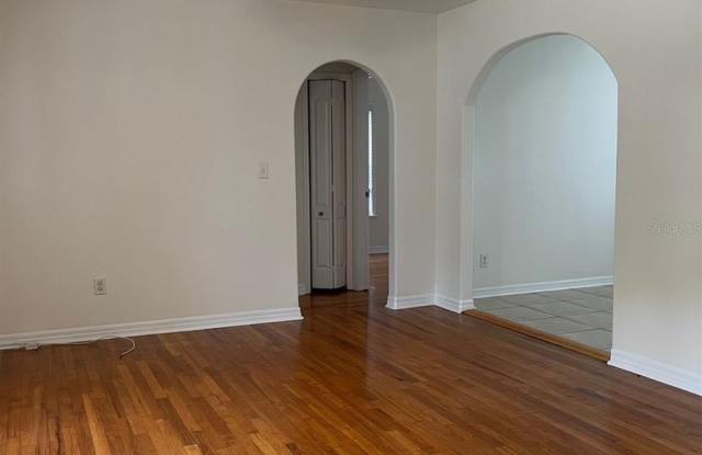 1914 W AILEEN STREET