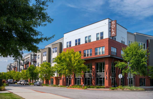Sola Station Canalside Apartments