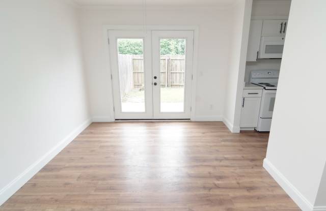 305 B Cinda Leigh Dr