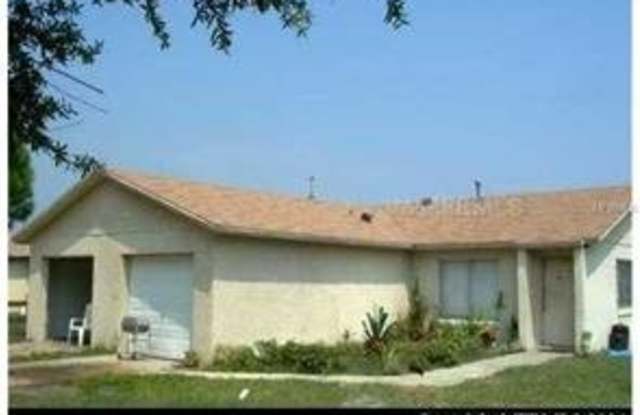2 Bedroom 2 Bath Duplex For Rent at 3115 Split Willow Drive Orlando, FL 32808