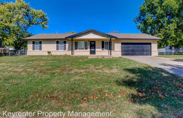 8313 E 133rd St S - 8313 East 133rd Street South, Bixby, OK 74008