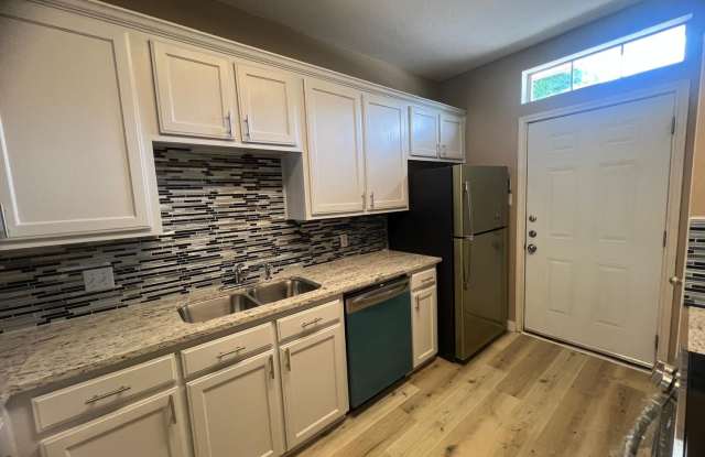 4/4 Duplex in the Baylor Bubble!