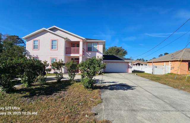 Spacious 5 Bedroom Home