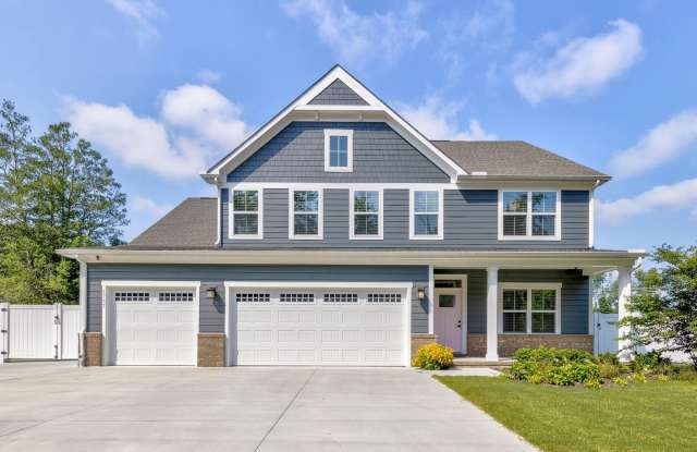 Luxurious 4-bed