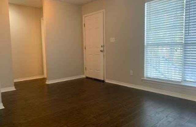 117 Lake Front Drive