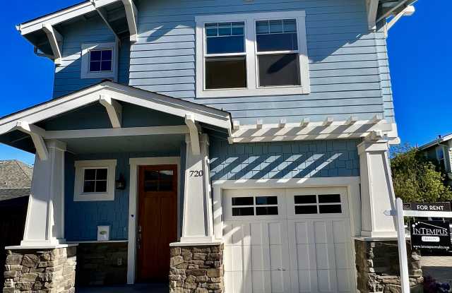 Photo of 720 Harrison St