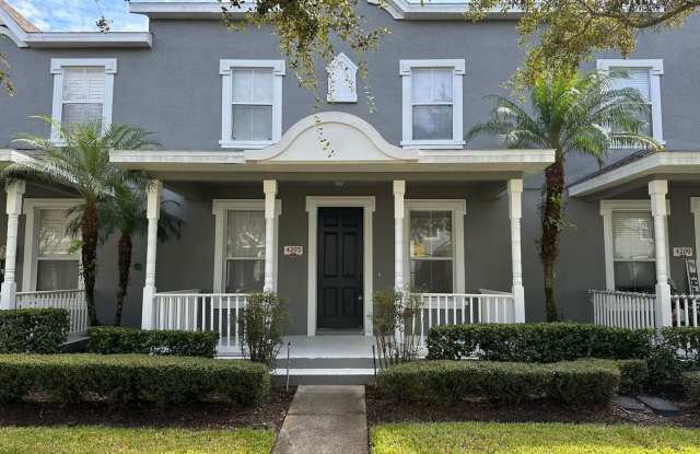 BEAUTIFUL 3/2.5 Townhome In Avalon Park!
