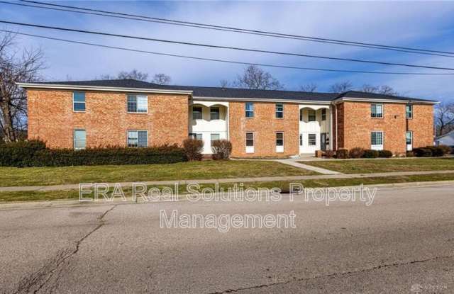 1241-1255 Devon Ave