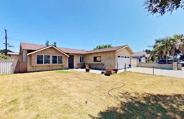 13922 Heidi St, Garden Grove: Spacious 1,700 sqft 3 Bed 2 Bath Single Family House!