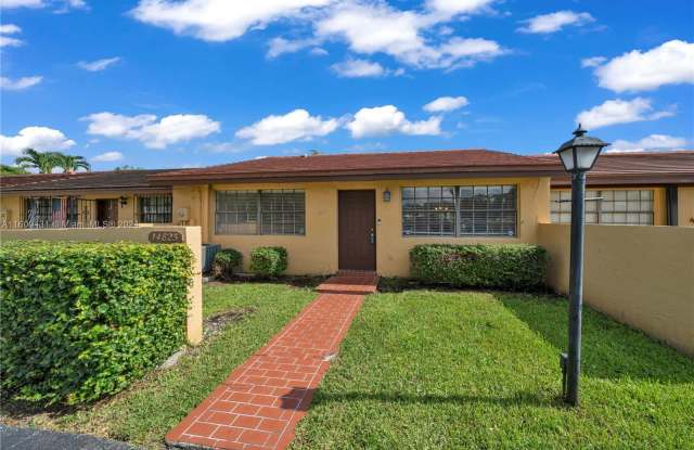 14825 SW 84th Ter
