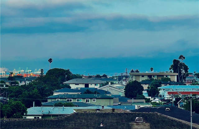 Photo of 1279 W 24th Street