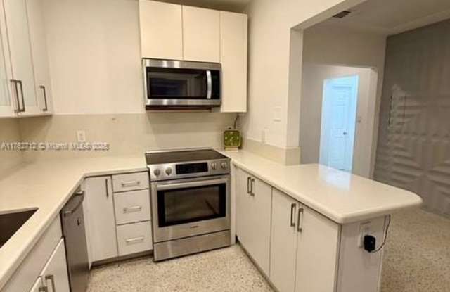 1642 Northeast 124th Lane