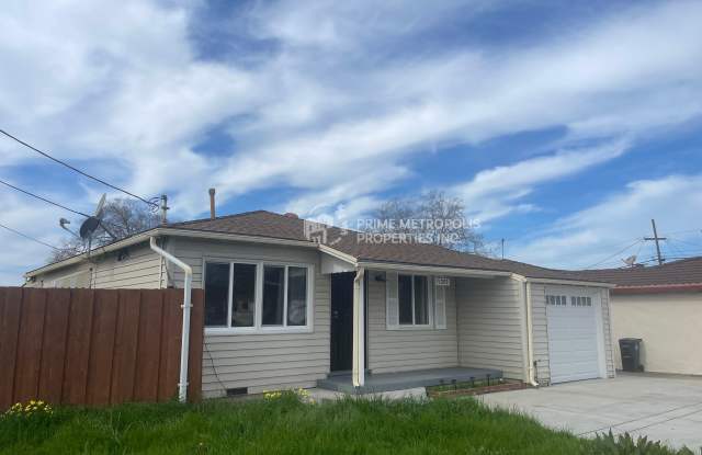 15309 Andover Street