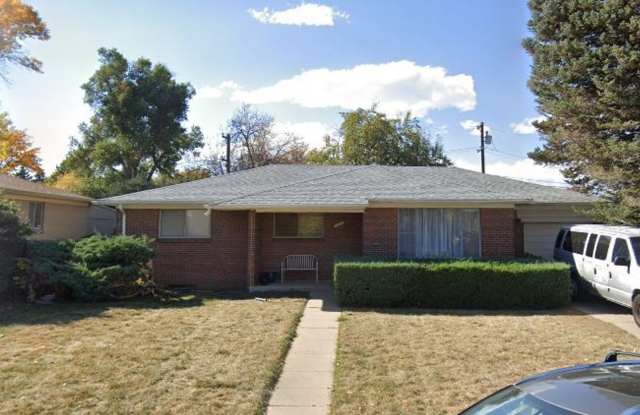 Photo of 4 Bedroom Ranch House - Prime Location Minutes from Cherry Creek!