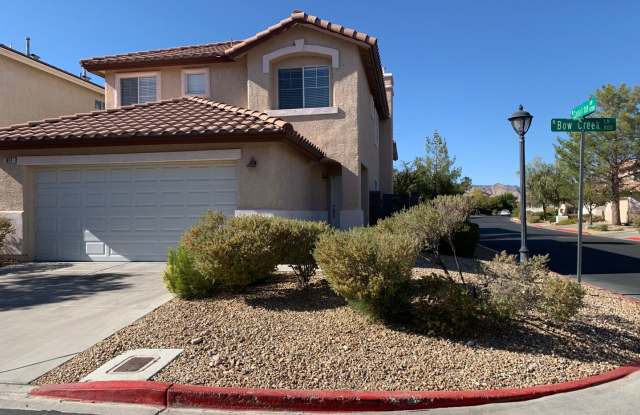 GATED COMMUNITY HOUSE IN POPULAR SUMMERLIN AREA