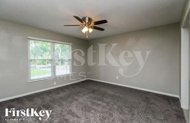 501 West Catalpa Street