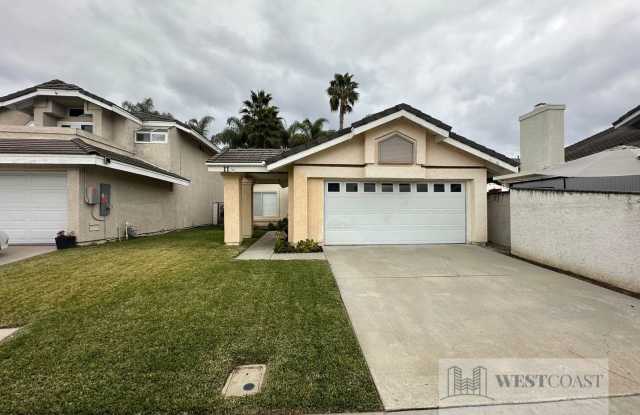 Gorgeous 2-bed/2-bath desirable part of Laguna Nigel DONT MISS THIS ONE