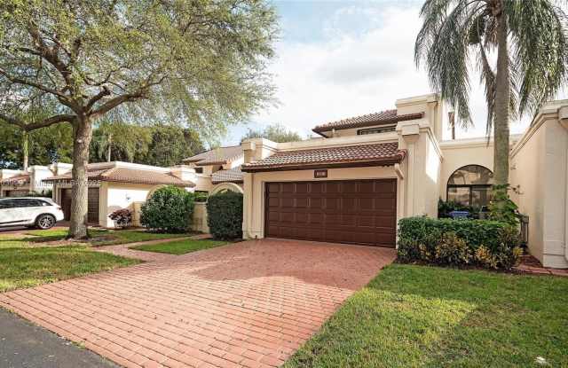 9318 NW 50th Doral Cir 00