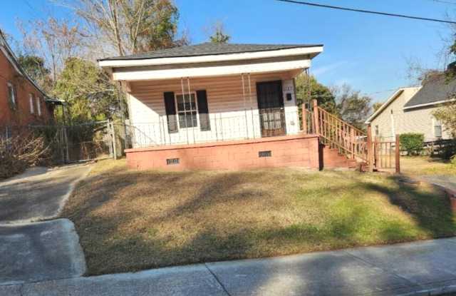 2127 Walnut Street