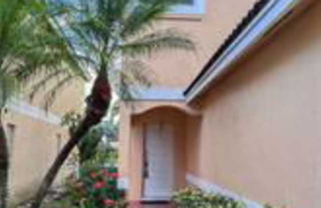 9806 Northwest 1st Manor