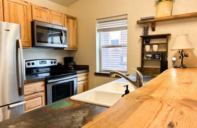 Photo of 10985 Cayuse Ct. - 4