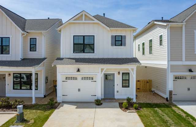 Spacious House with Elevated Amenities!