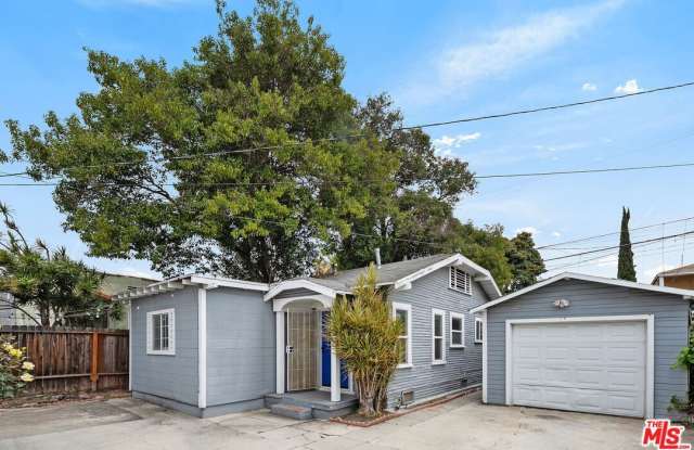 Photo of 2738 S Cloverdale Ave