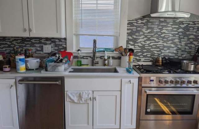 Photo of 318 Concord Ave.