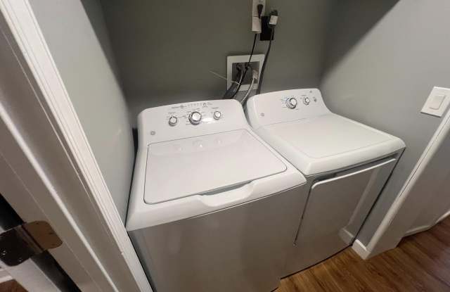 1717 DANFORTH STREET