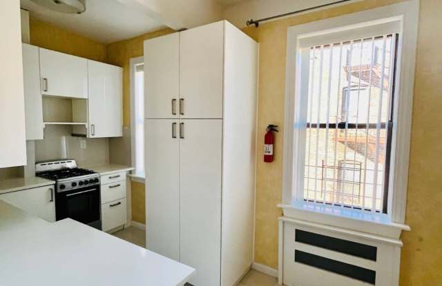 3130 Brighton 6th st