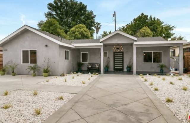 6046 Fallbrooke Ave - 6046 Fallbrook Avenue, Los Angeles, CA 91367