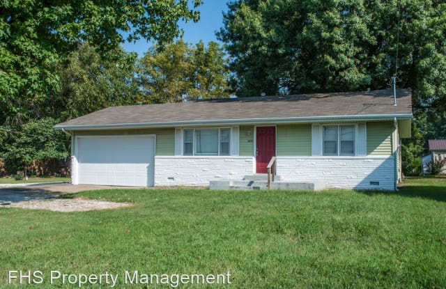 2653 E Division Street* - 2653 East Division Street/Route 66, Springfield, MO 65803