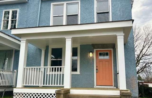 1909 Rose Ave