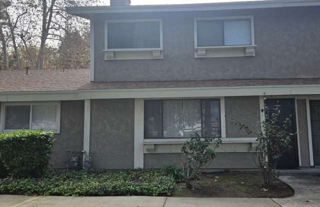 ***COMING SOON***Beautifully Maintained  Convenient Townhome