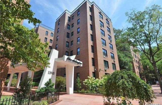 13915 83rd Avenue unit: 233