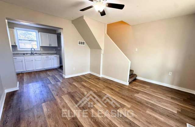 Charming 3 Bedroom Home close to Hospitals! Available Now!