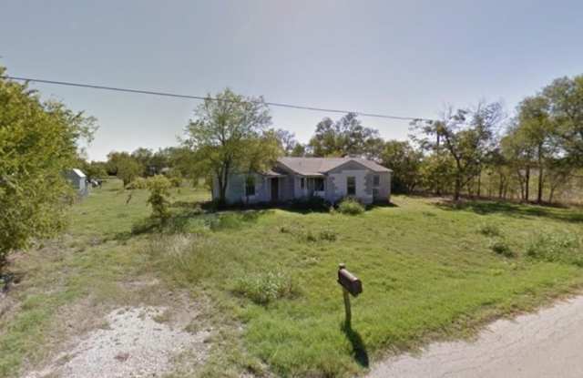 1013 W 7th Street