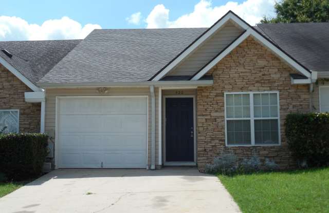 420 Northrop Place