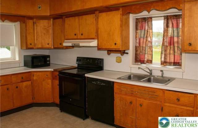 3914 Mauch Chunk Road